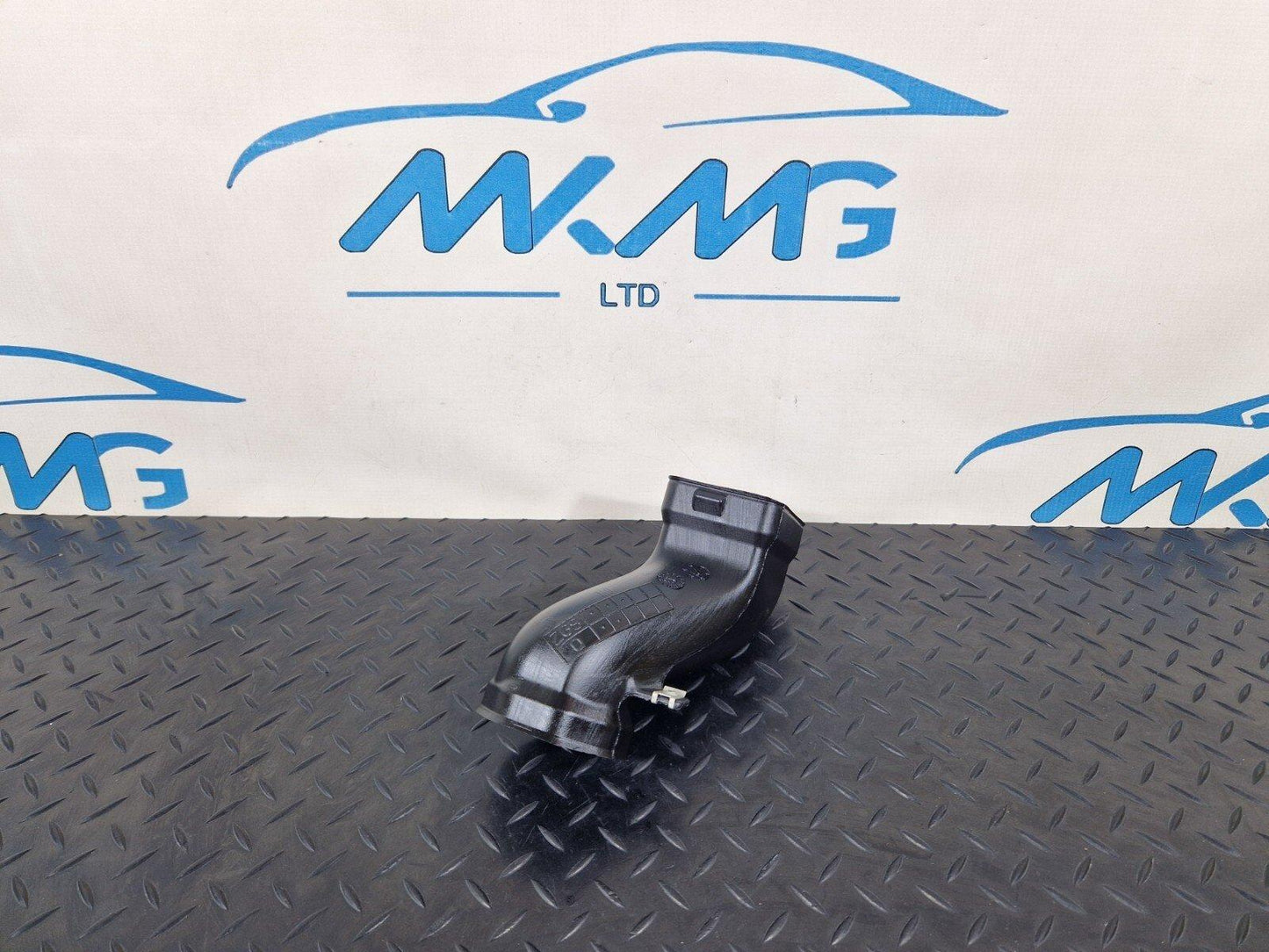 18-ON MERCEDES BENZ SPRINTER W907 CABIN AIR DUCT CHANNEL A9078304301