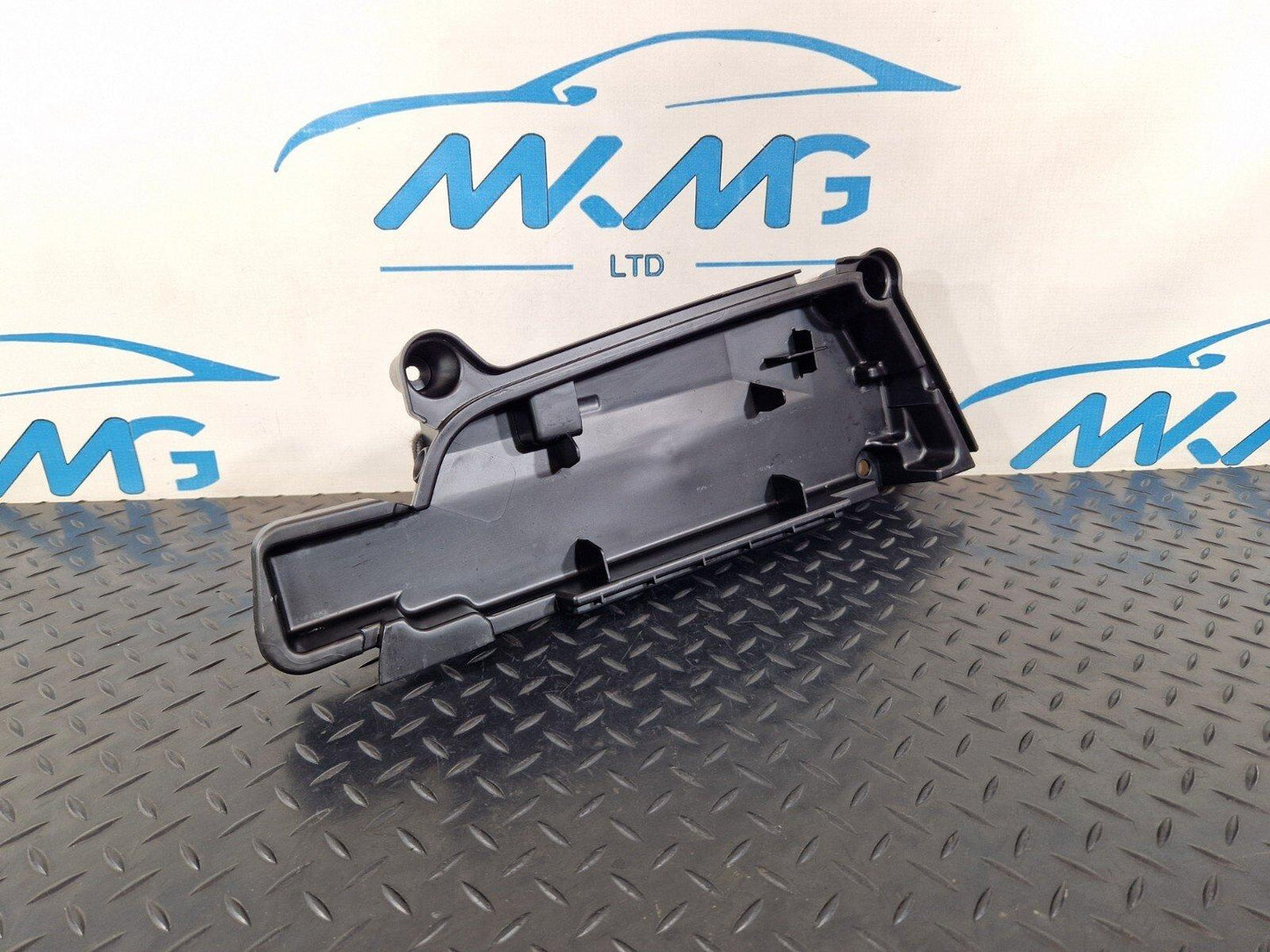 14-21 MERCEDES BENZ C300h W205 OEM CAR TOOL BOX COVER TRIM A2058903214