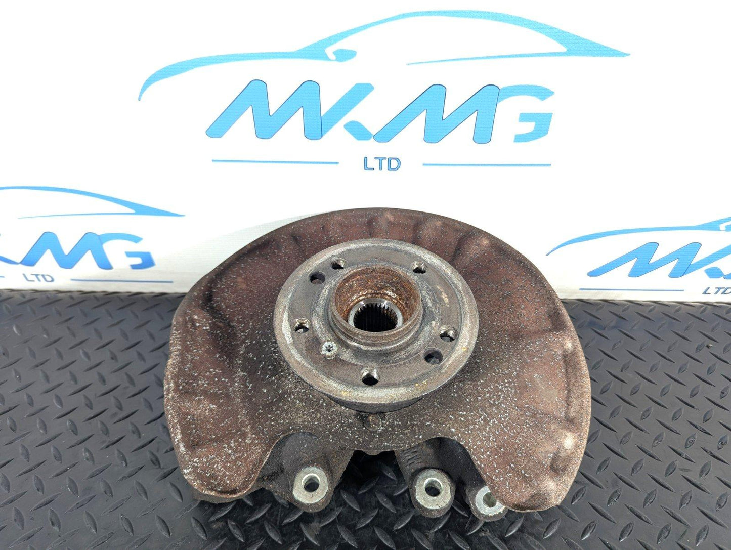 11-19 MERCEDES BENZ ML W166 GENUINE REAR RIGHT WHEEL HUB A1663570105