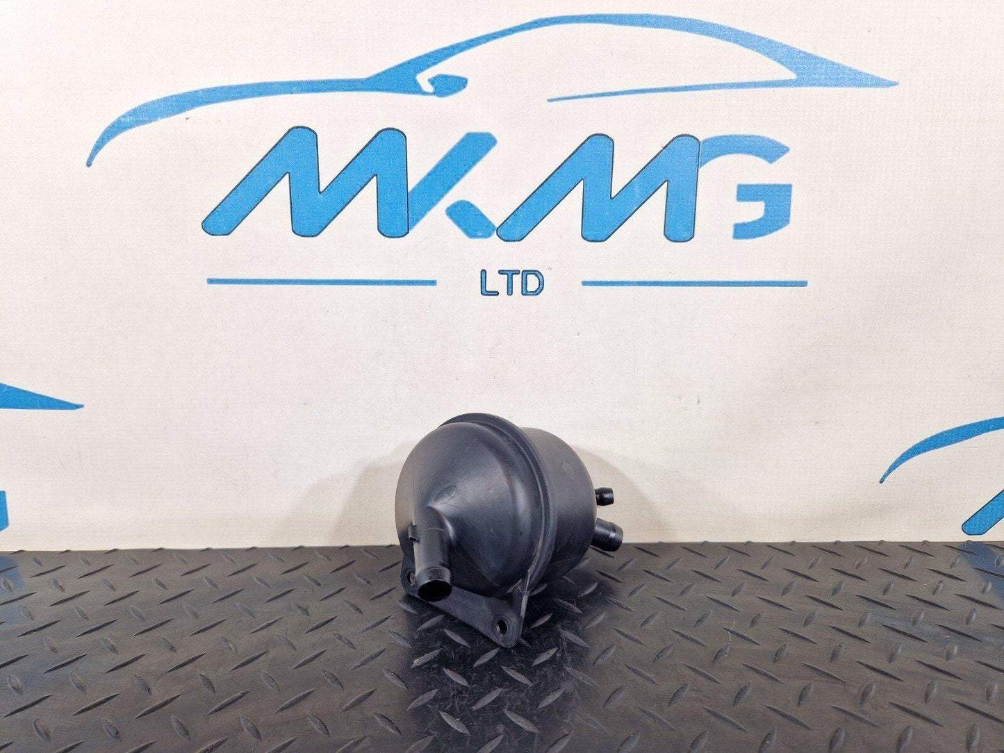 10-17 AUDI A8 4H POWER STEERING PUMP LOWER OIL TANK RESERVOIR 4H0422373A