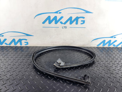 Land Rover Range Rover Evoque L551 SUV Front Right Door Rubber Seal K8D2-20518-A