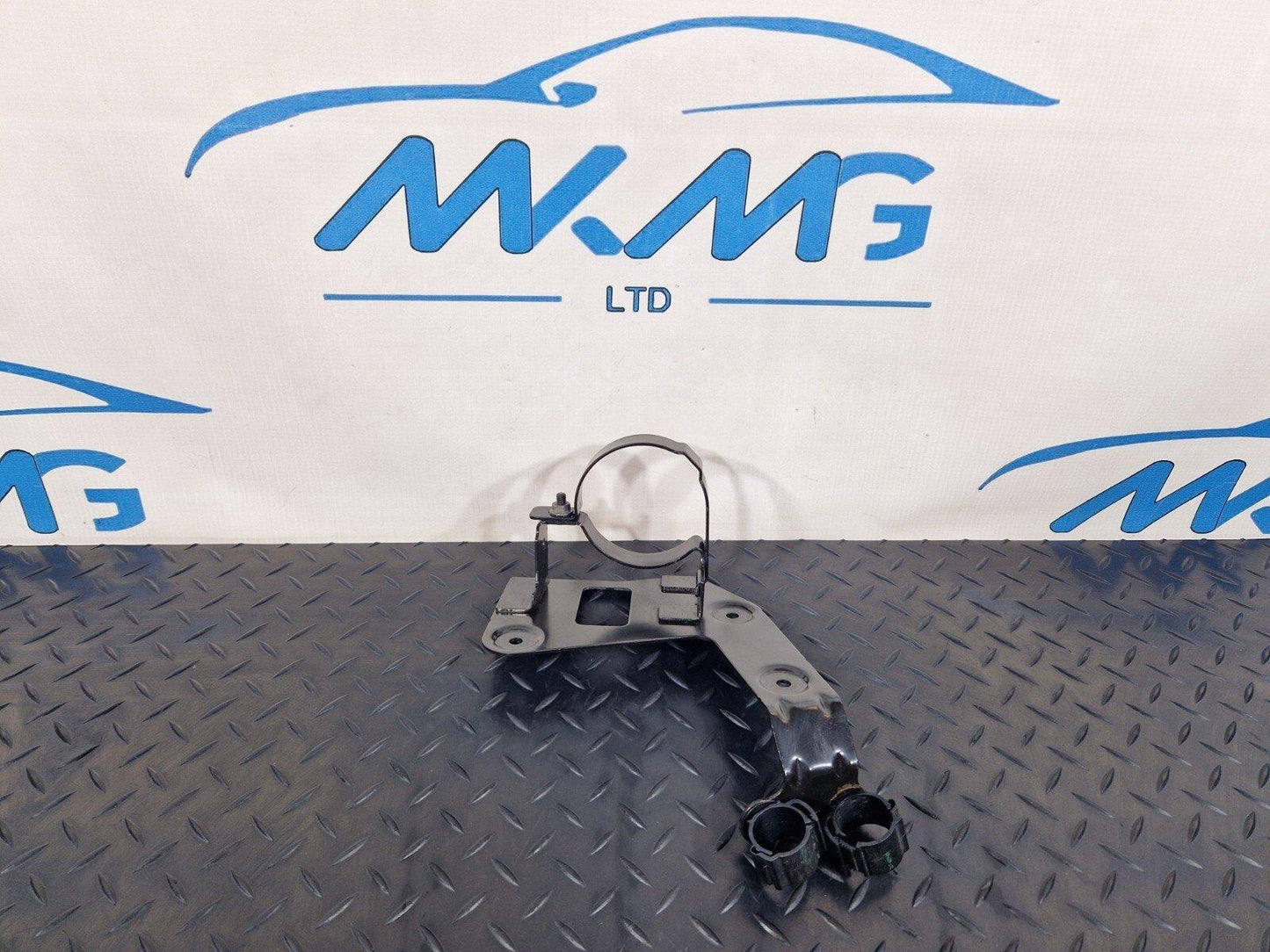 16-23 AUDI A5 F5 SPORTBACK S-LINE COOLANT PUMP BRACKET 8W0145896C 8W0145879B