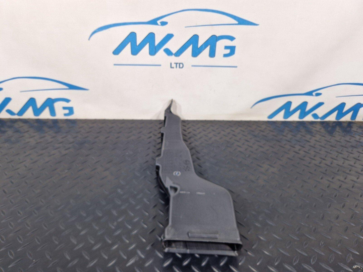 18-ON MERCEDES BENZ SPRINTER W907 OEM AIR DUCT A9078311400
