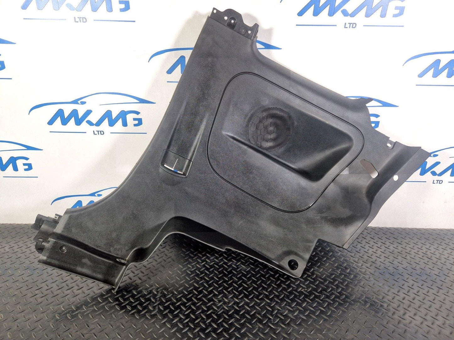 FIAT 500 595 ABARTH GENUINE REAR RIGHT O/S BOOT PANEL TRIM 735427210