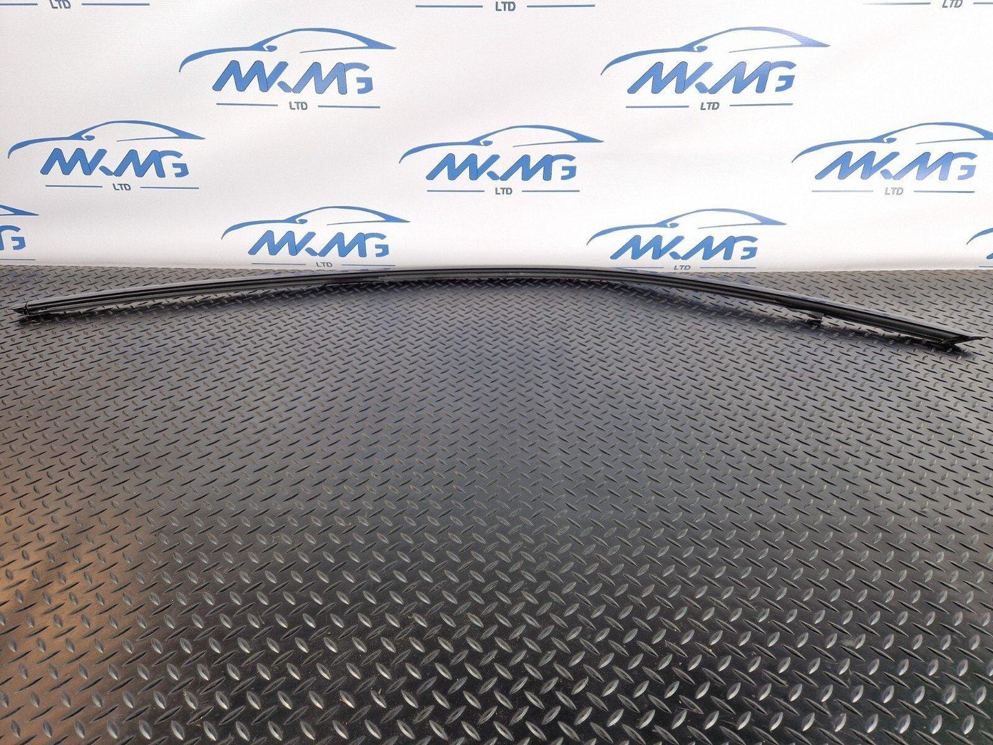 12-18 BMW 4 SERIES F36 LCI M-SPORT RIGHT DRIVER O/S WINDOW FINISHER TRIM 7332538