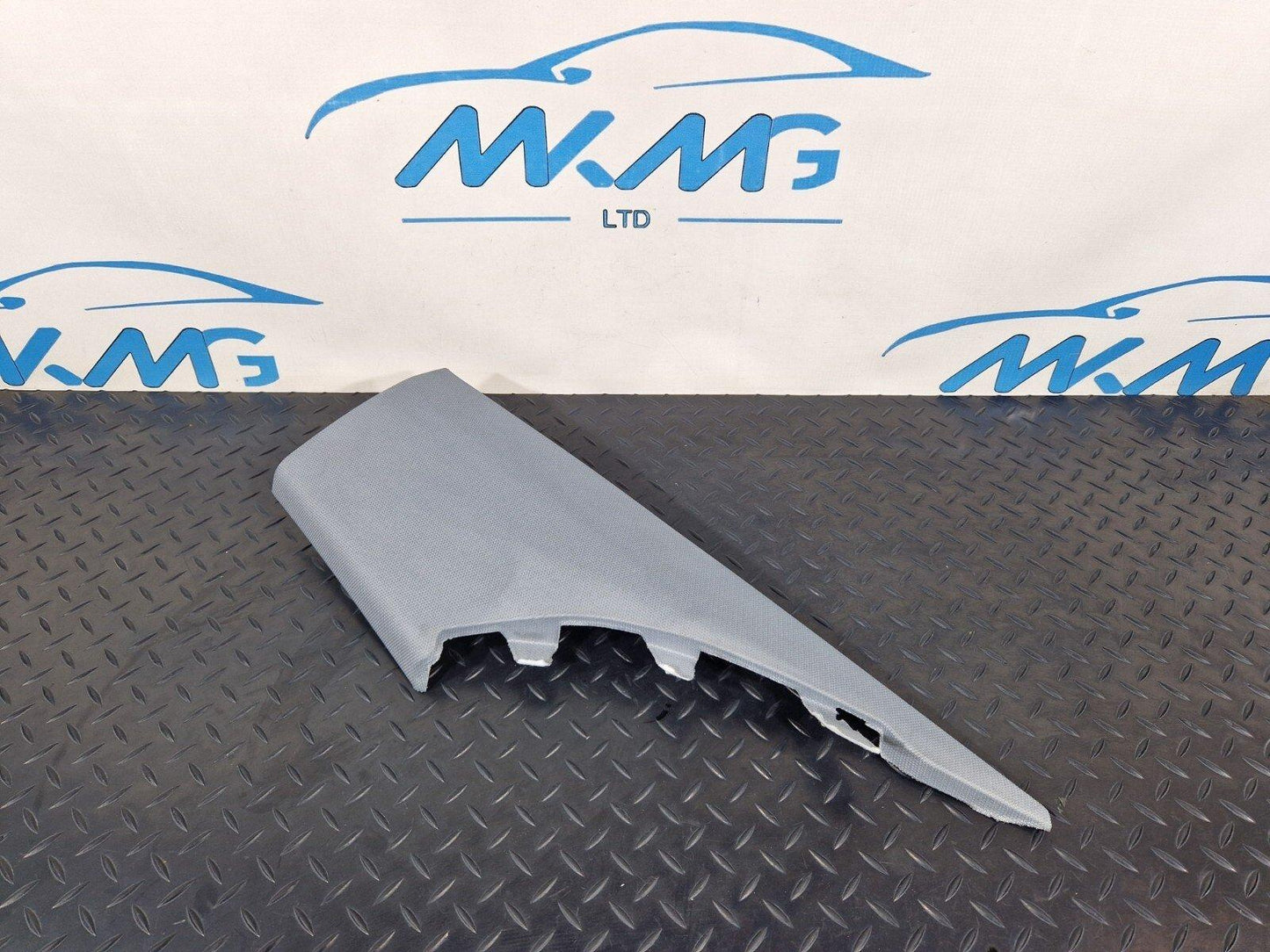 16-24 AUDI A5 F5 COUPE GENUINE OEM REAR RIGHT SIDE C-PILLAR TRIM 8W5867246B