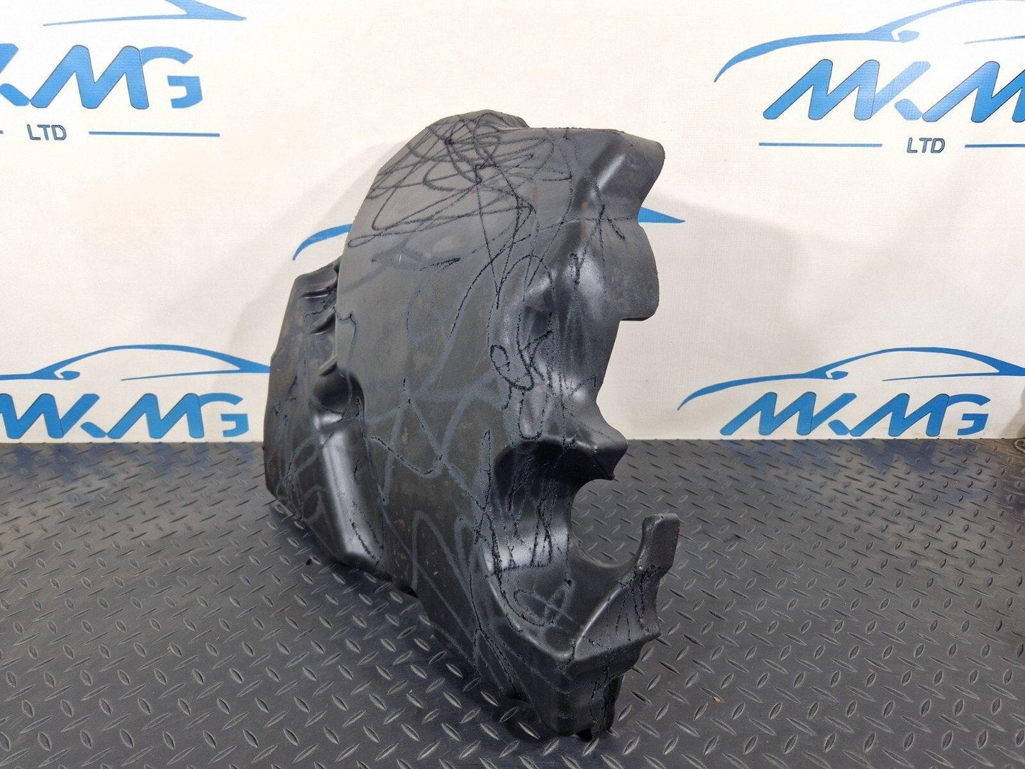 18-ON MERCEDES BENZ SPRINTER W907 2.2 CDI ENGINE COVER A6510107126