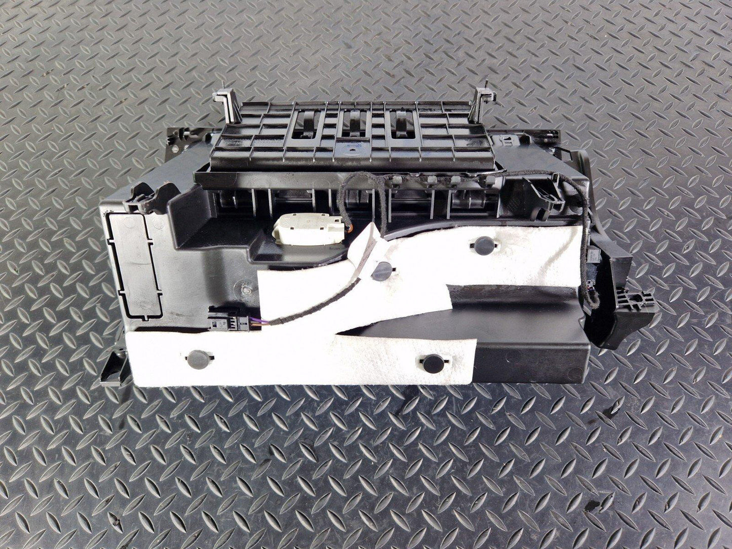 18-ON MERCEDES BENZ A CLASS W177 OEM GLOVE BOX COMPARTMENT A1776801005