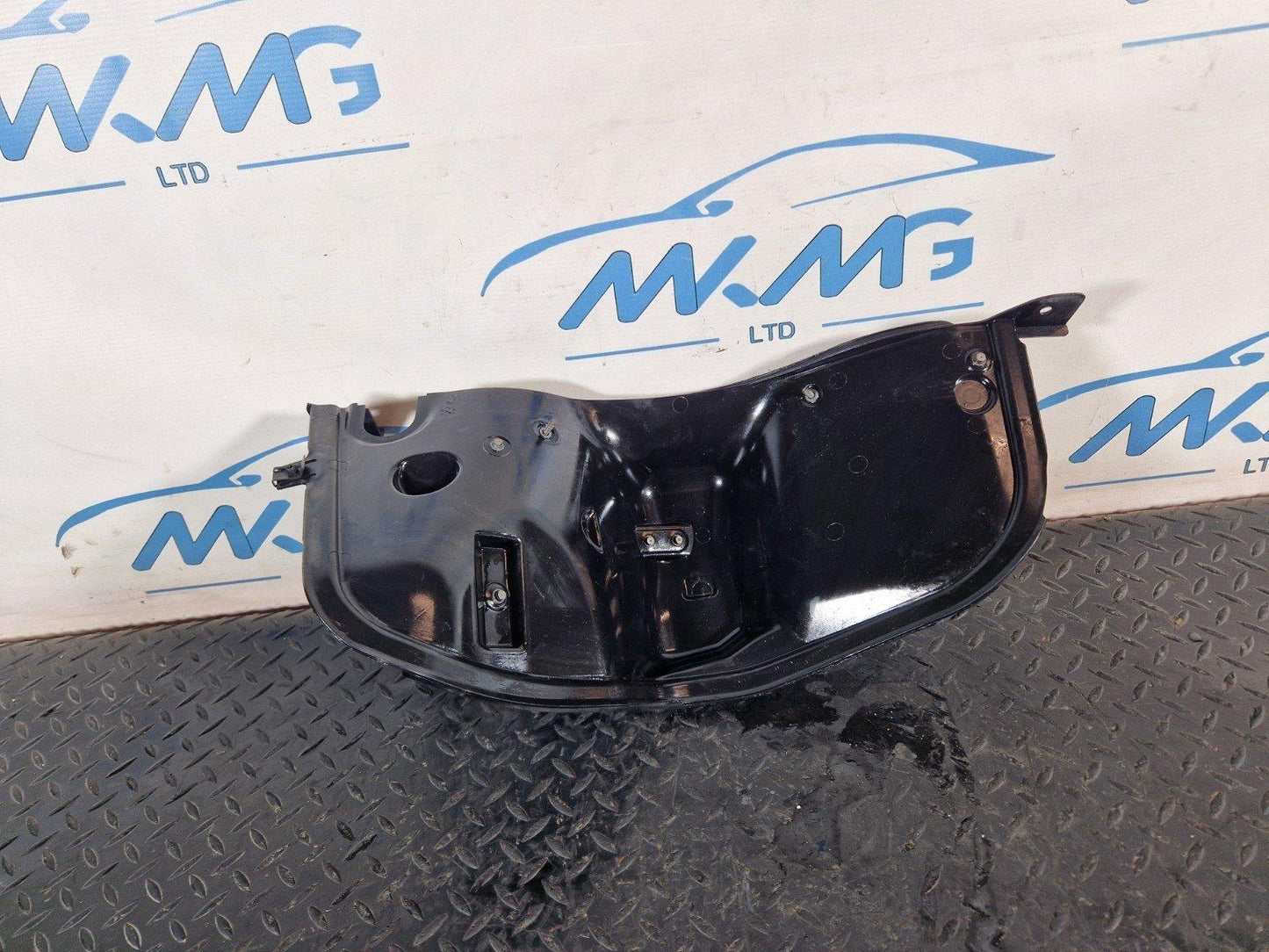 10-18 VW TOUAREG 7P GENUINE HEAT PROTECTION SHIELD 7P6819512C
