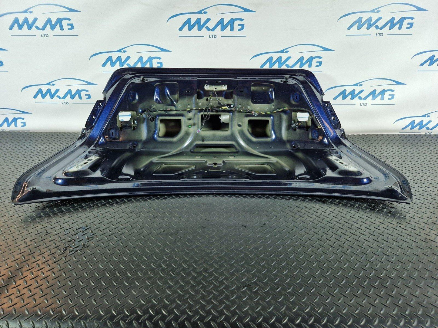 10-17 AUDI A8 4H SALOON GENUINE REAR TAILGATE / BOOTLID IN BLUE LZ5D