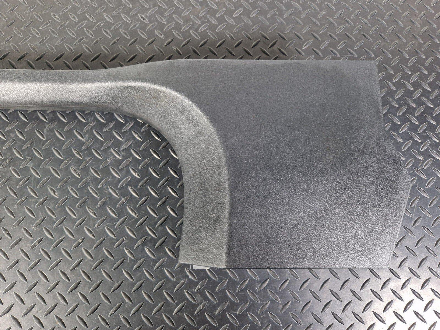 14-21 MERCEDES C200 W205 RIGHT DRIVER SIDE INNER SILL TRIM COVER A2056860636
