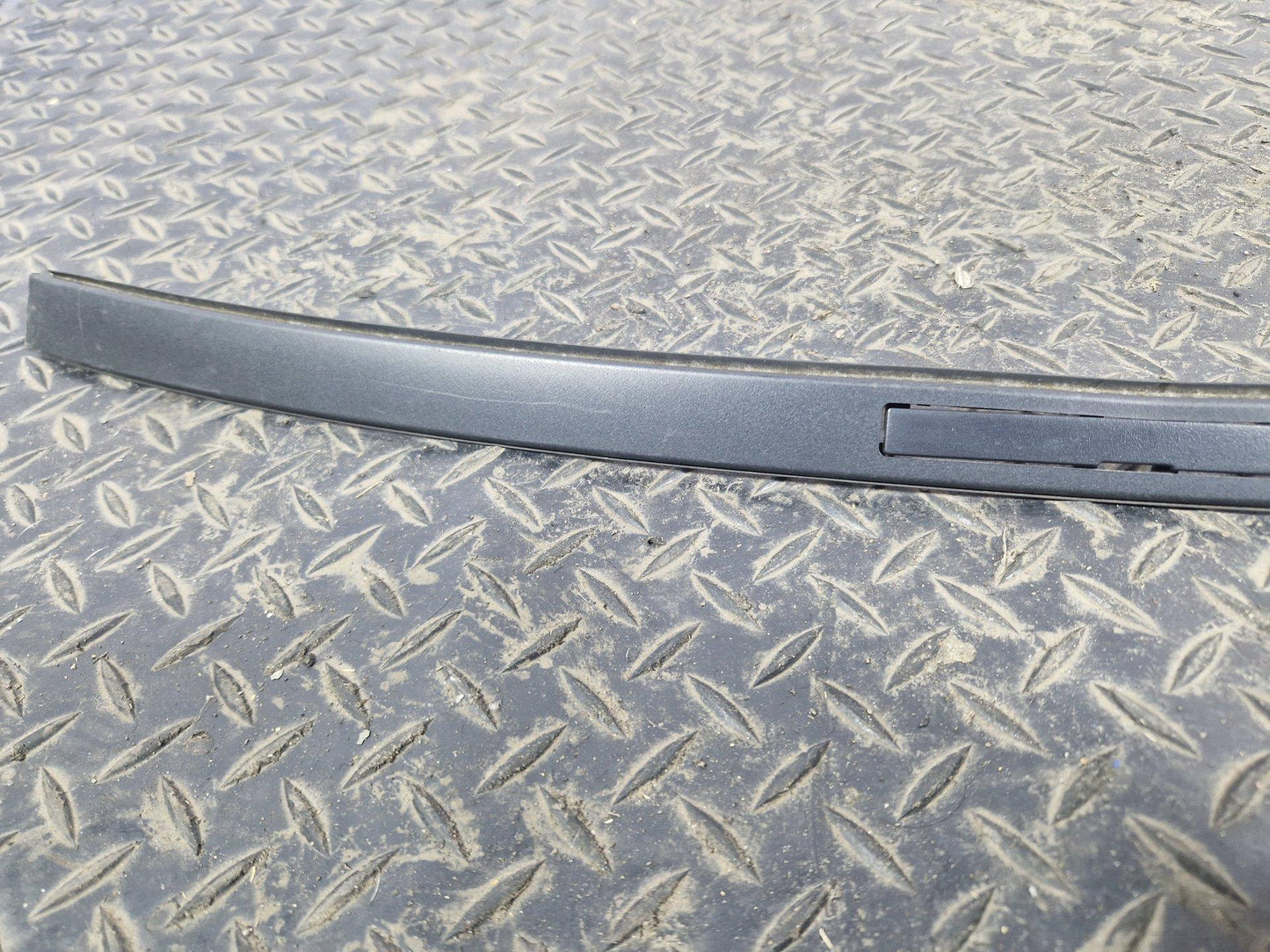 BMW 1 Series F40 Roof Railing Moulding Trim Genuine 7453951 7461830