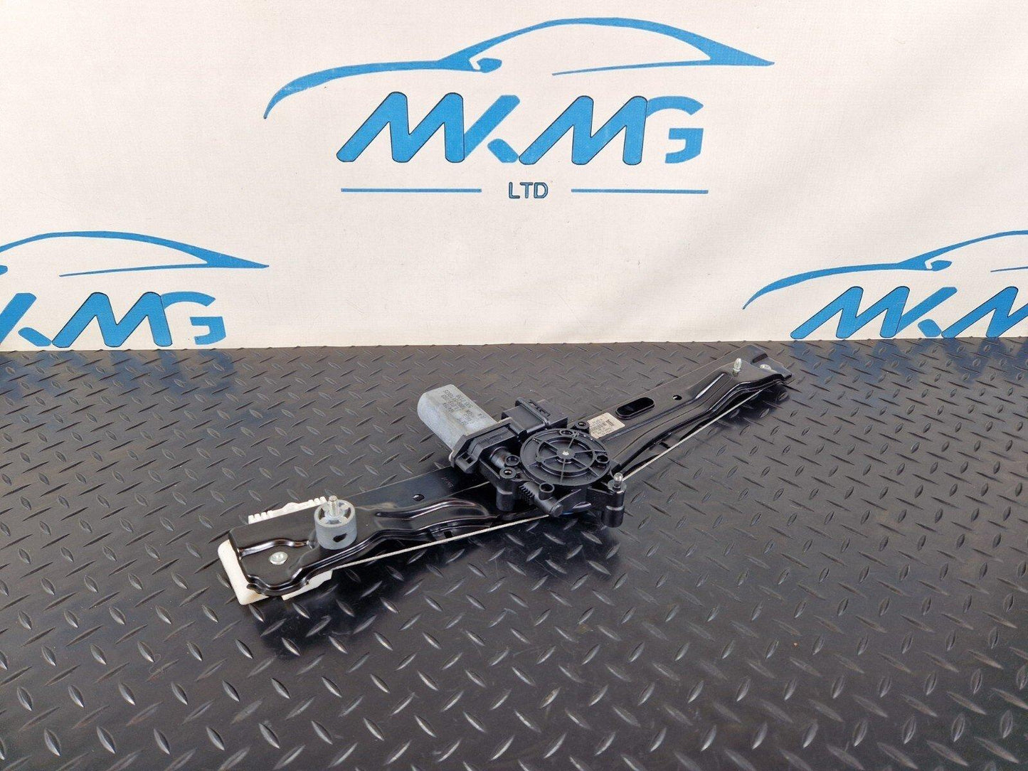16-22 BMW X1 F48 GENUINE OEM REAR RIGHT O/S WINDOW REGULATOR & MOTOR 7349512