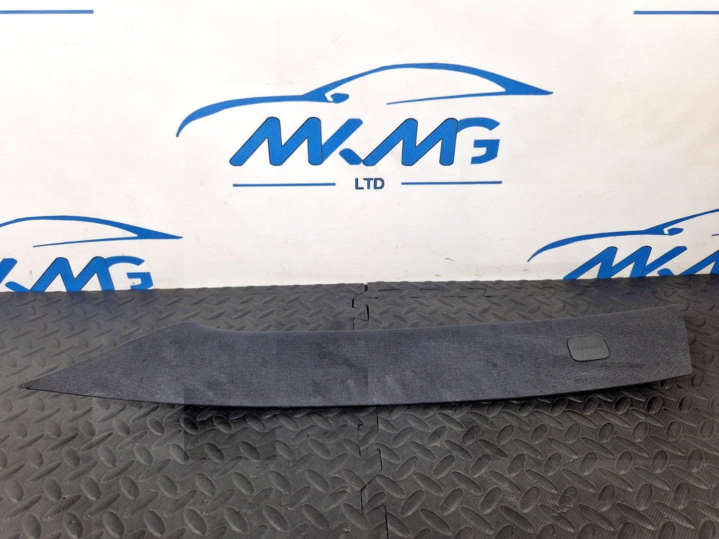 12-18 MERCEDES BENZ W176 PASSENGER SIDE A PILLAR COVER TRIM A1766900025