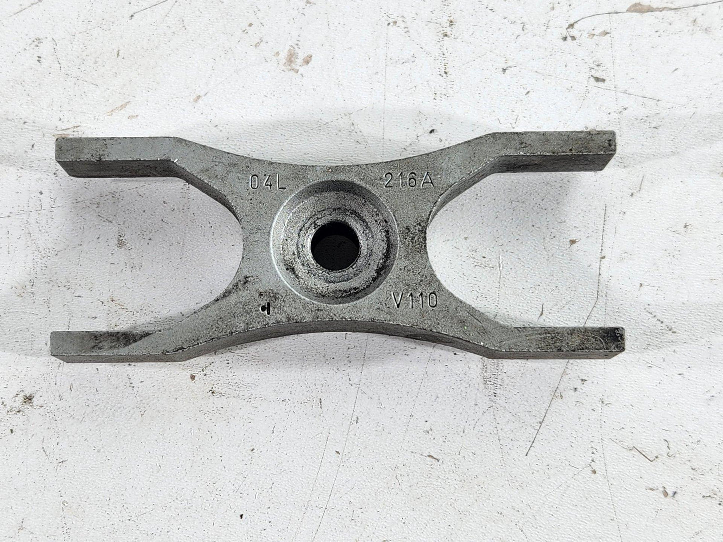 Volkswagen Golf Genuine Fuel Injector Clamps X2 04L216A