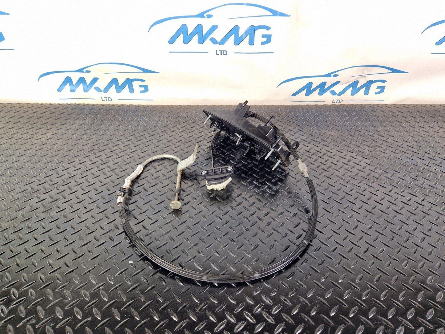 16-19 AUDI A4 B9 GENUINE OEM GEAR EMERGENCY RELEASE MODULE LINKAGE 8W0713052N