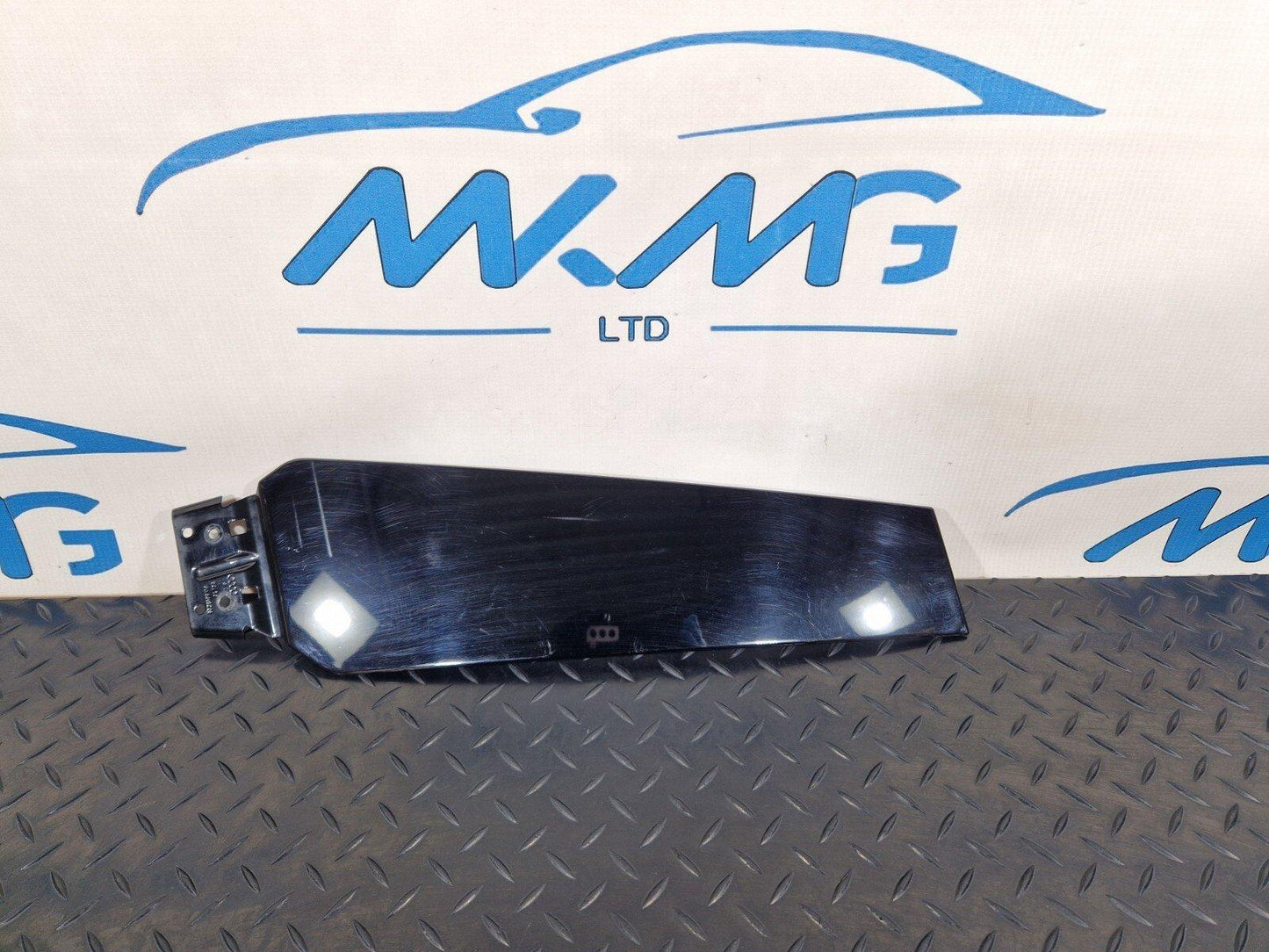 16-23 AUDI A5 F5 SPORTBACK S-LINE LEFT SIDE EXTERIOR B-PILLAR COVER 8W8853289
