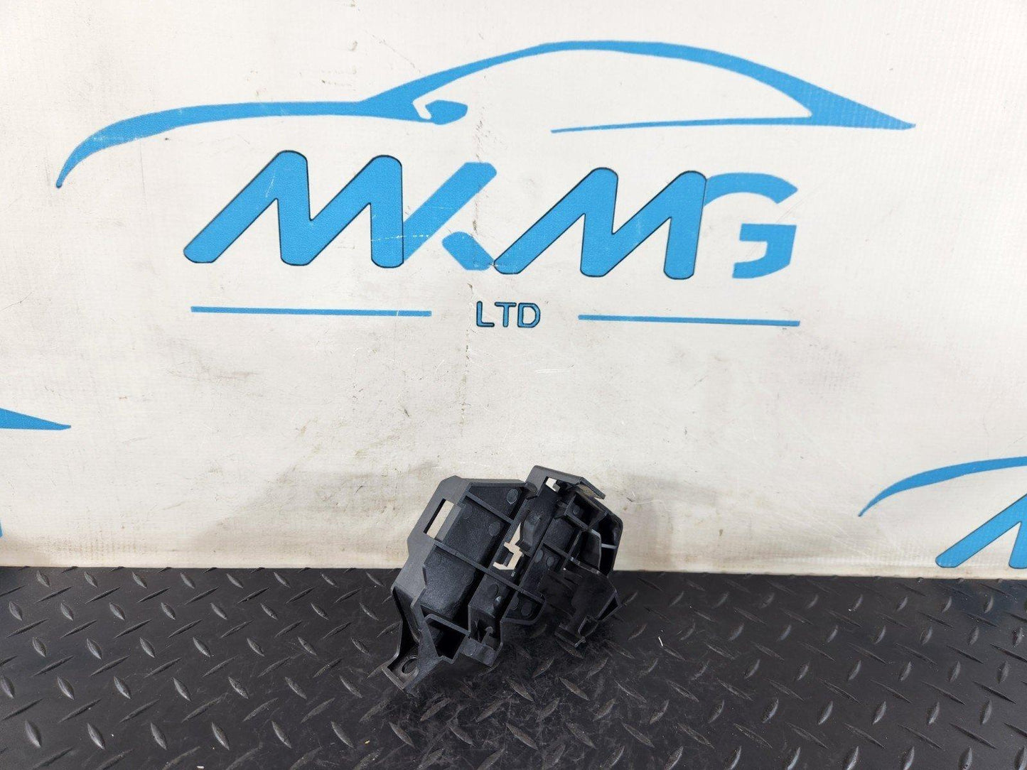 10-15 AUDI Q7 4L GENUINE CONTROL UNIT RETAINER BRACKET 4L2907324