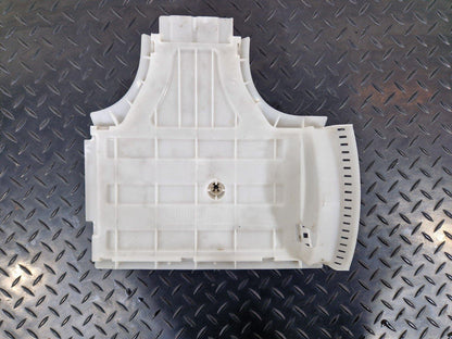 18-ON MERCEDES BENZ SPRINTER W907 2.2 CDI  PLASTIC PART A9065460400