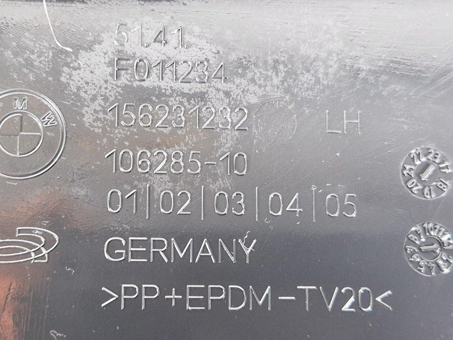 20-24 BMW 1 SERIES F40 FRONT LEFT PASSENGER SIDE DOOR CARD 9893809