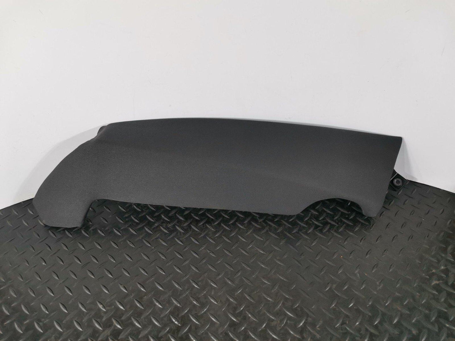 16-19 AUDI A4 B9 SALOON GENUINE REAR LEFT PASSENGER SIDE CLOTH BOLSTER 8W0885703