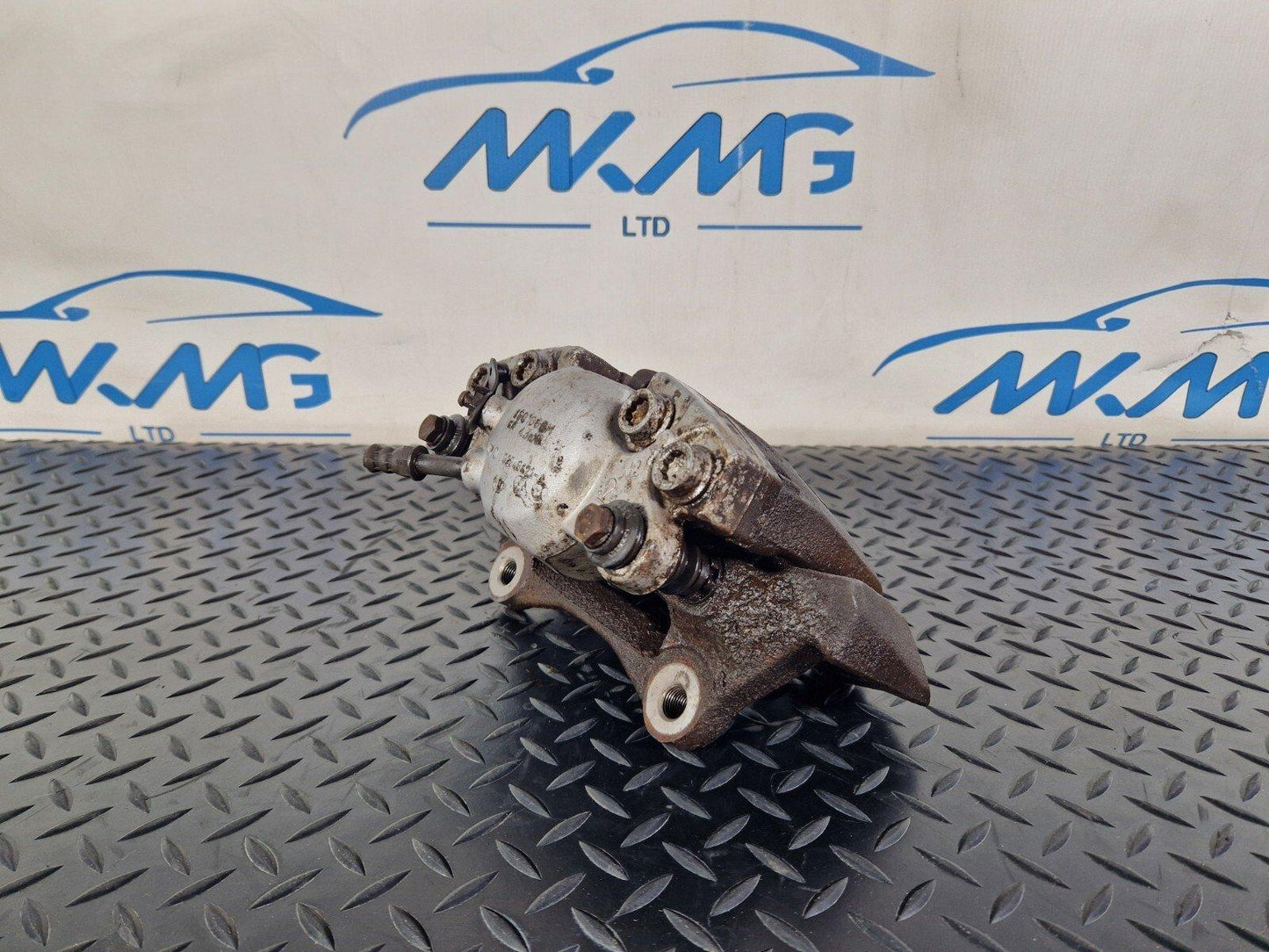 12-18 AUDI A6 C7 GENUINE DRIVER RIGHT SIDE FRONT CALIPER 32348422A
