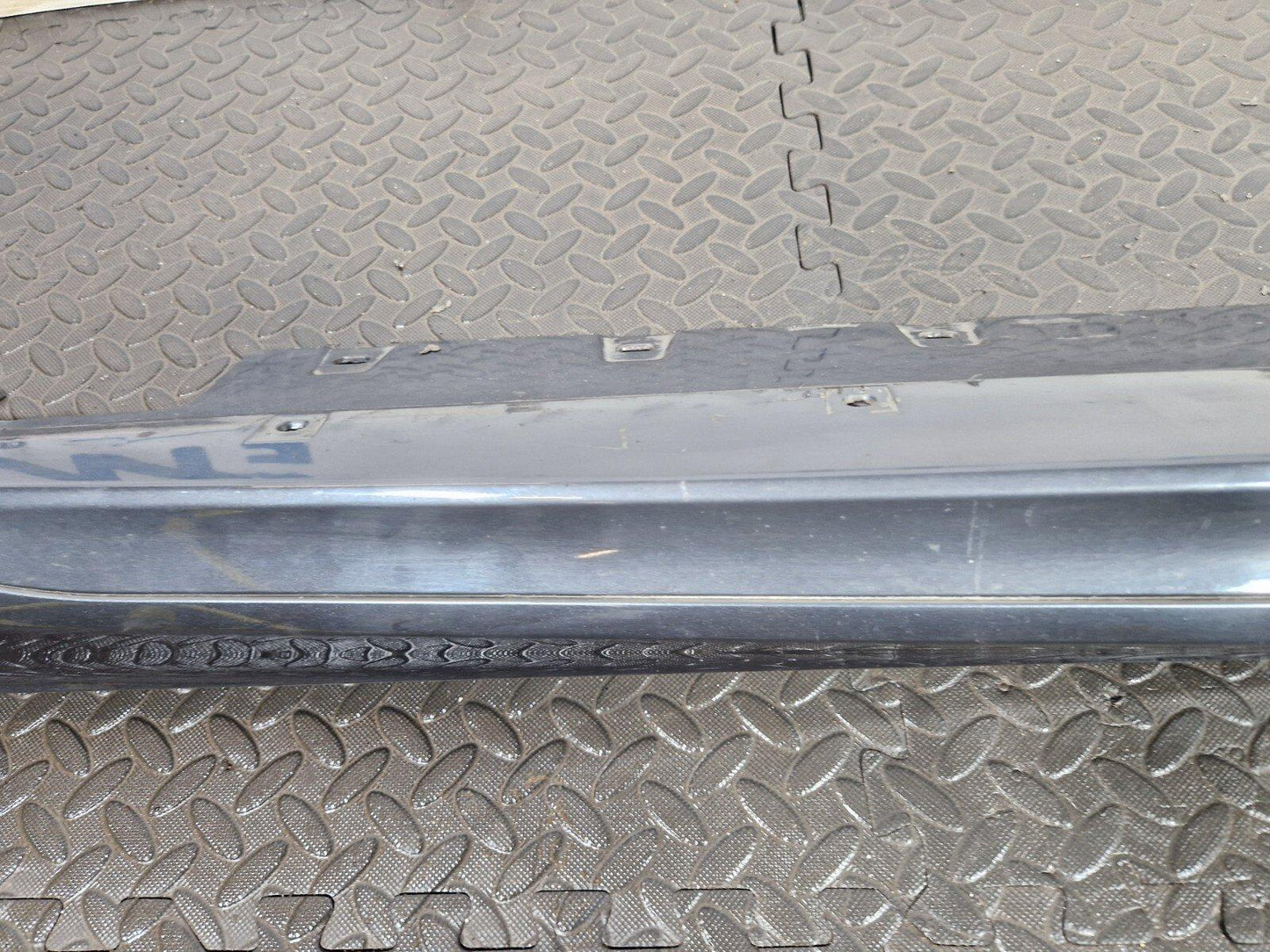 20-ON BMW 2 SERIES GRAN COUPE M-SPORT RIGHT DRIVER O/S SKIRT IN GREY B39 8075466