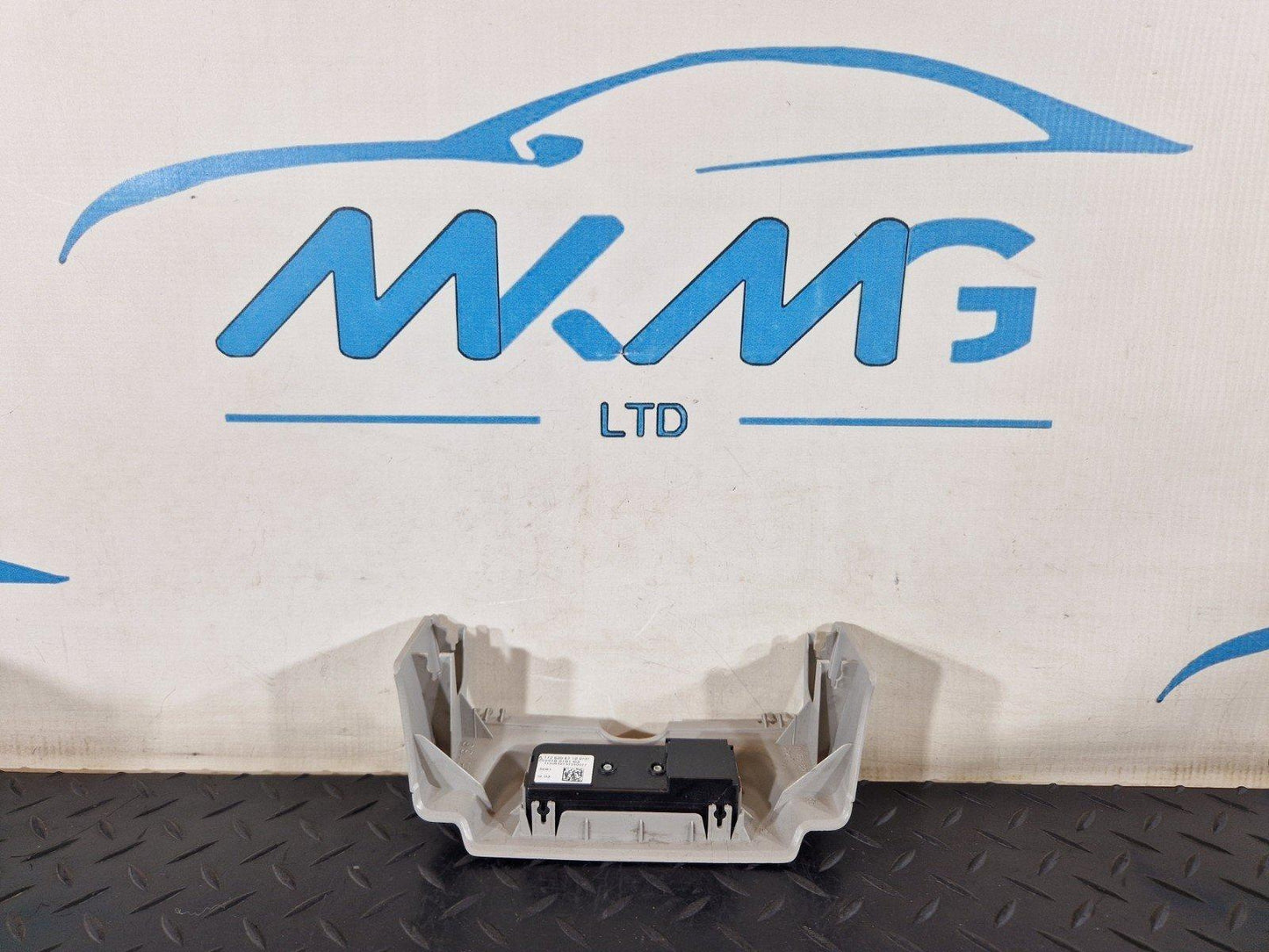 11-19 MERCEDES BENZ ML W166 GENUINE ROOF TOW ALARM SWITCH A1668211836