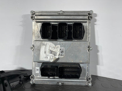 16-19 AUDI A4 B9 ESTATE GENUINE ENGINE CONTROL UNIT ECU 059907309F 8W0907311
