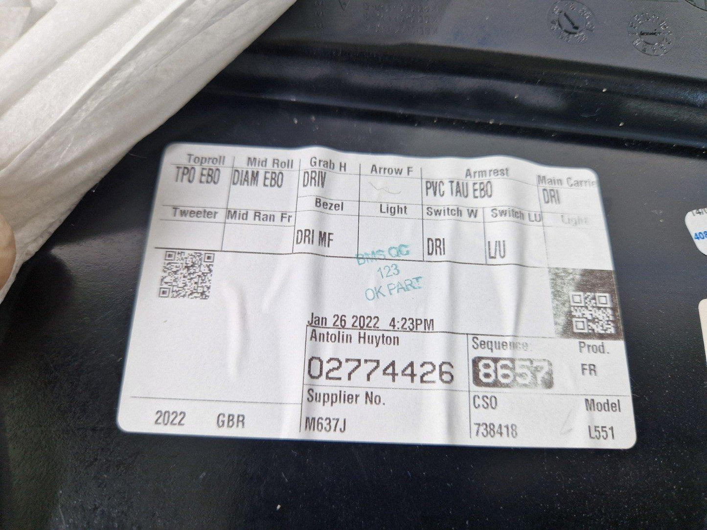 19-ON RANGE ROVER EVOQUE L551 GENUINE FRONT RIGHT O/S DRIVER DOOR CARD