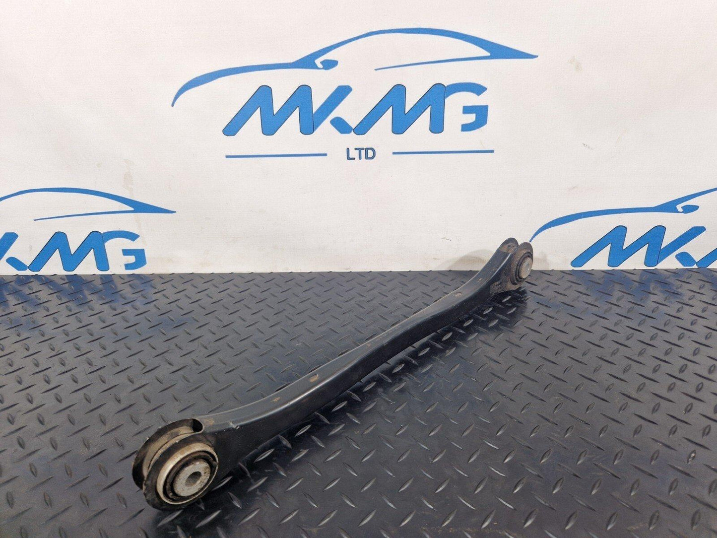 16-19 AUDI A4 B9 AVANT GENUINE REAR LEFT OR RIGHT SIDE CONTROL ARM 8W0501531D