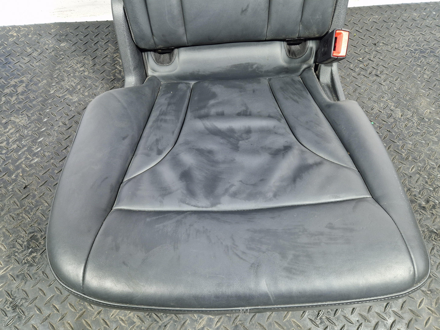 AUDI Q5 8R BLACK LEATHER DRIVERS RIGHT REAR LEATHER SEAT