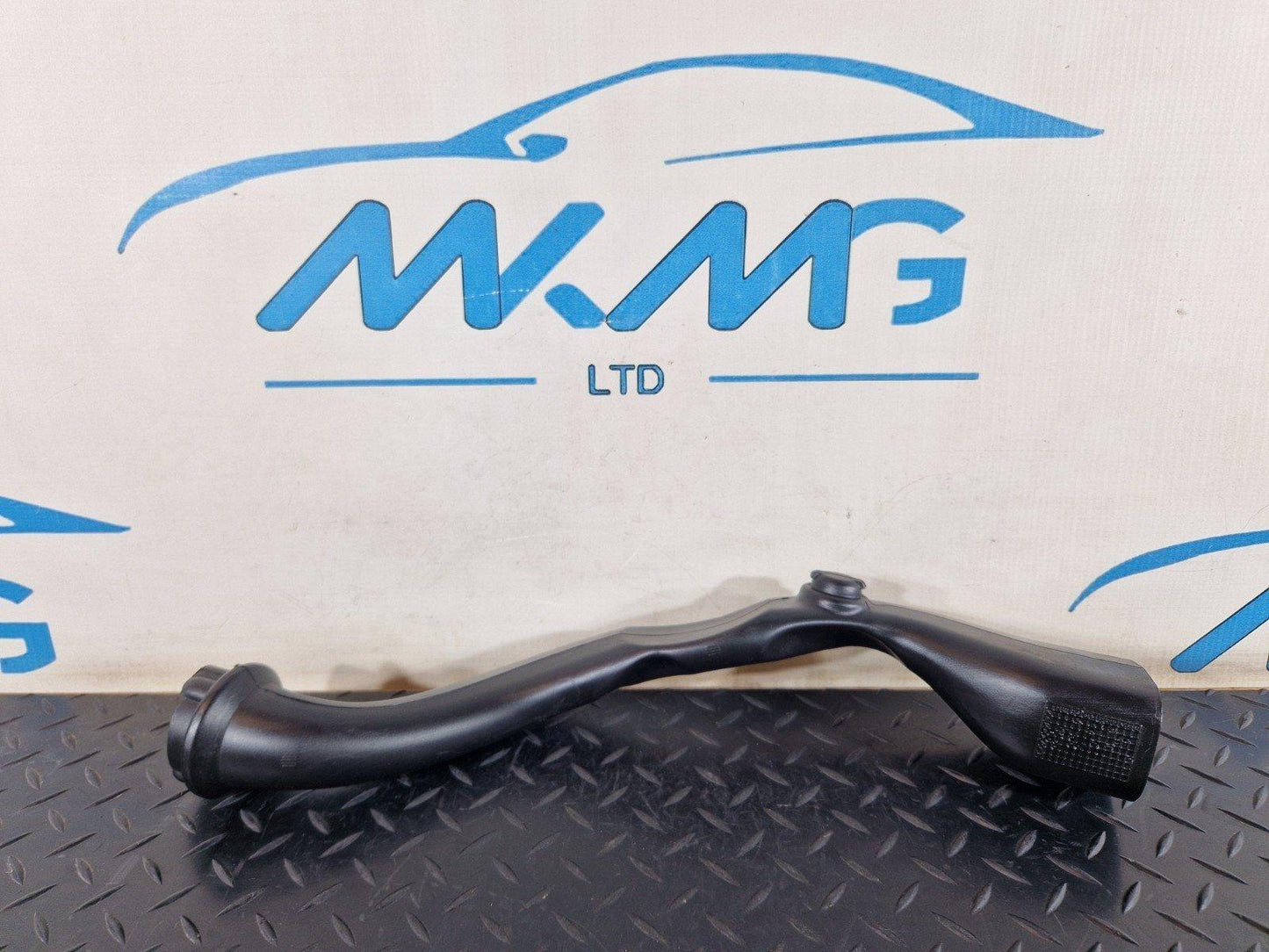 11-19 MERCEDES BENZ ML W166 GENUINE OEM WATER DRAIN PIPE A1668320490