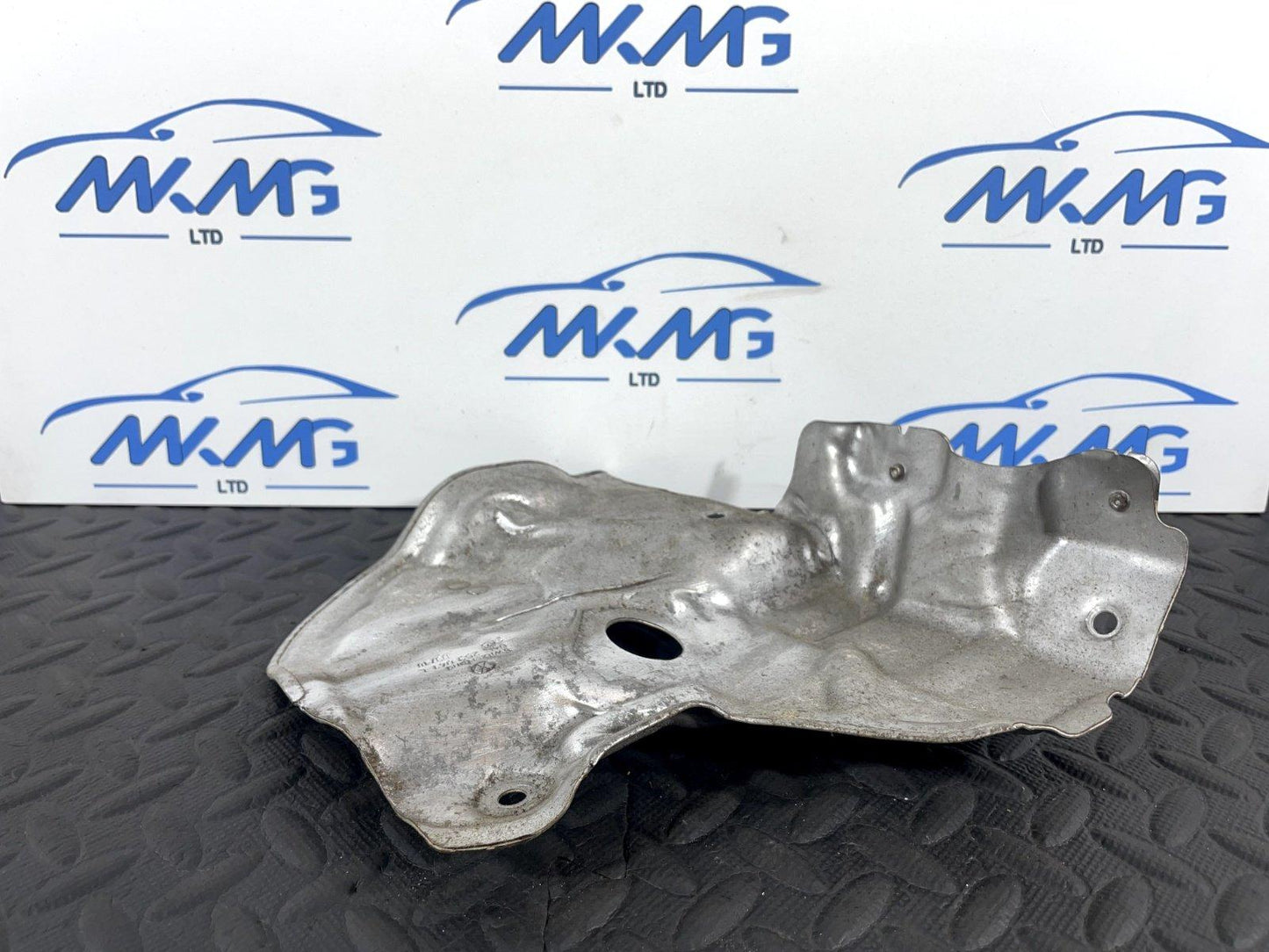 16-19 AUDI A4 B9 1.4 TFSI CVNA PETROL ENGINE TURBO HEATSHIELD 04E253041L