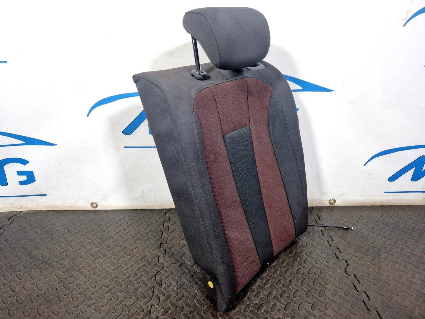 16-19 AUDI A4 B9 REAR LEFT PASSENGER SIDE CLOTH SEAT BACKREST WITH HEADREST