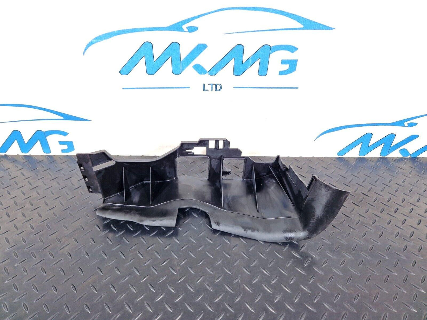 18ON MERCEDES BENZ SPRINTER W907 RIGHT SIDE MOUNTING CONSOLE BRACKET A9078802500