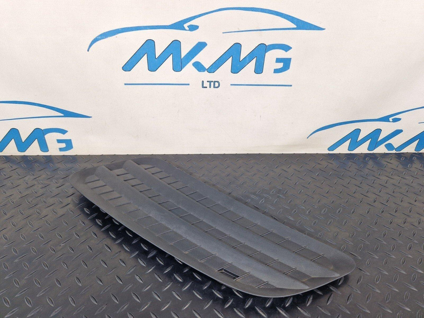 18-ON MERCEDES BENZ SPRINTER W907 EXTERIOR TRIM A9108360200
