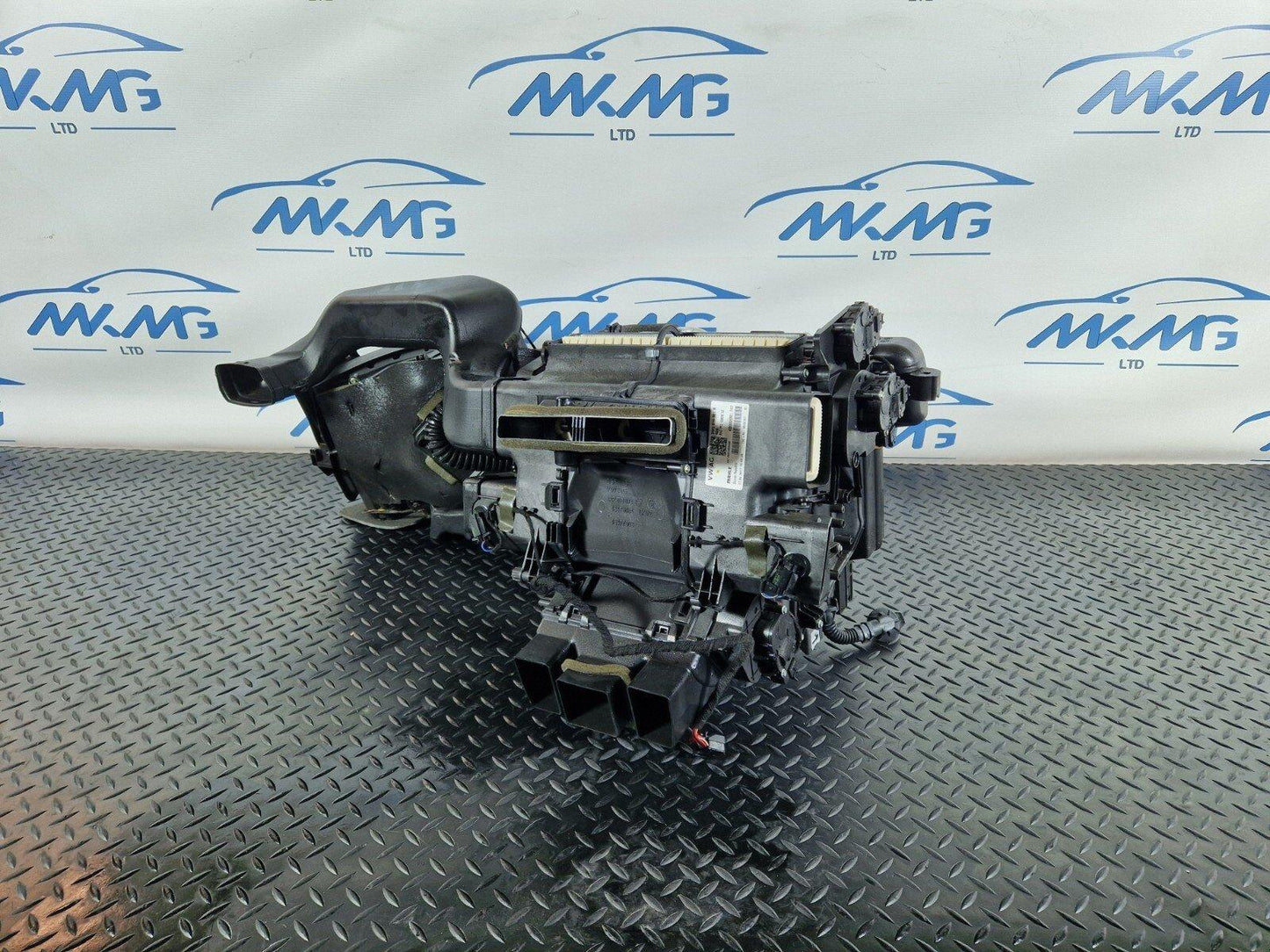 16-19 AUDI A4 B9 GENUINE HVAC HEATER MATRIX CORE ELEMENT 8W2816001B