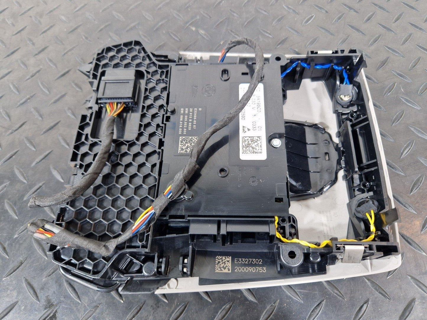 20-24 BMW 1 SERIES F40 FRONT CENTER ROOF INTERIOR COURTESY FUNCTION LIGHT PANEL