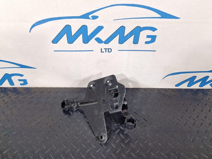 12-18 AUDI A6 C7 PASSENGER LEFT FRONT COOLANT PUMP BRACKET MOUNT 4G0145879N