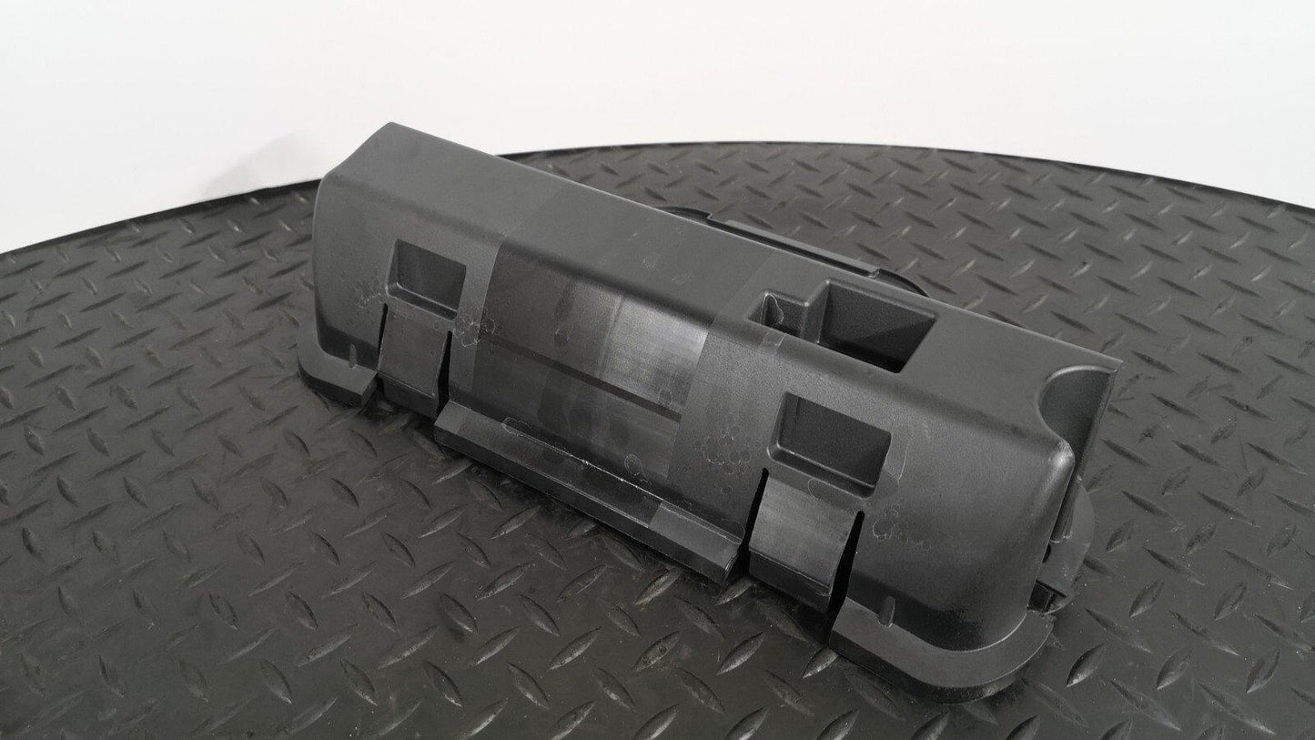 16-19 AUDI A4 B9 S-LINE SALOON GENUINE WARNING TRIANGLE MOUNT 8W5827569