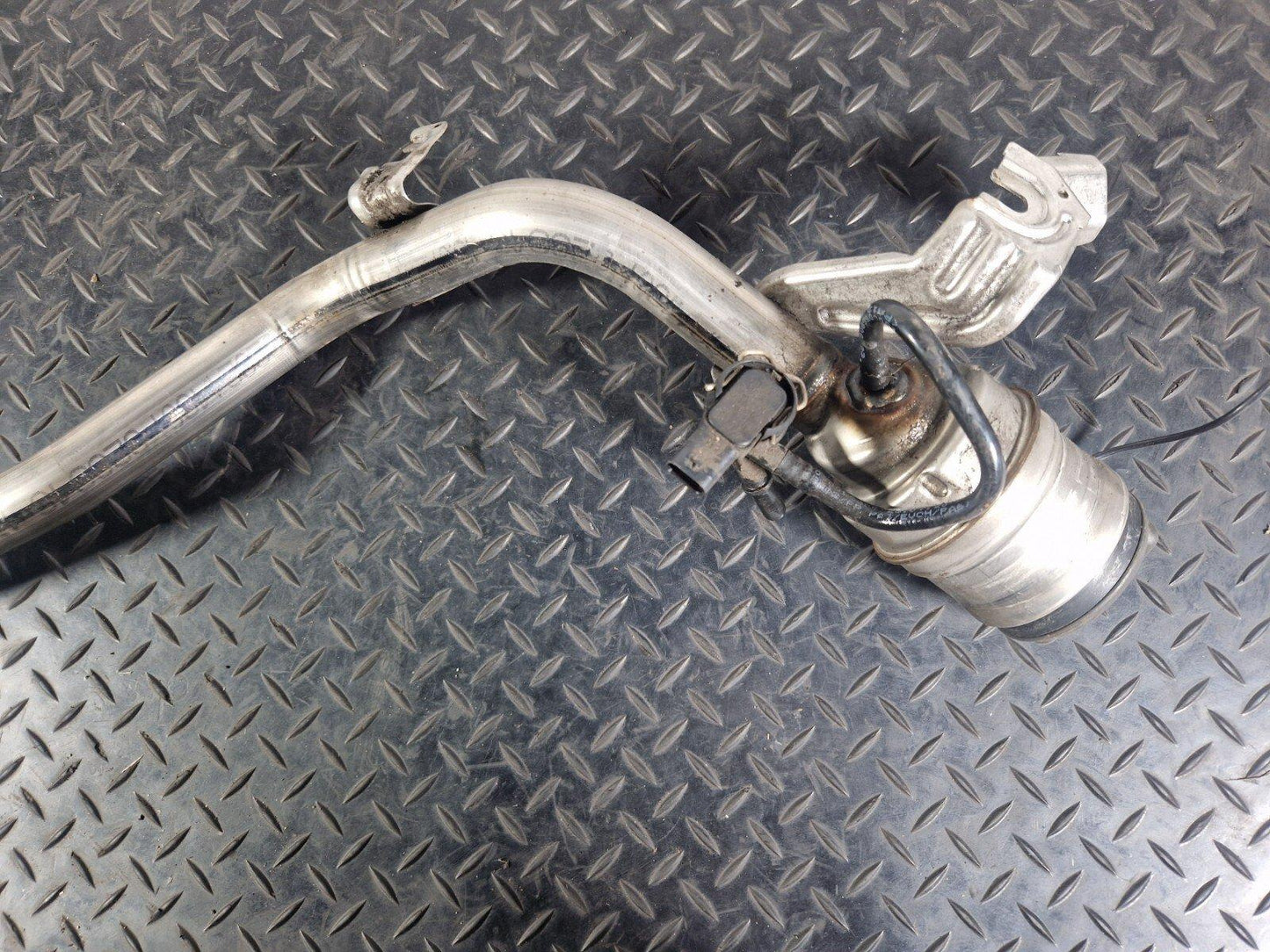 19-ON MERCEDES BENZ A CLASS EQ W177 TANK FILLER NECK PIPE A1774703600