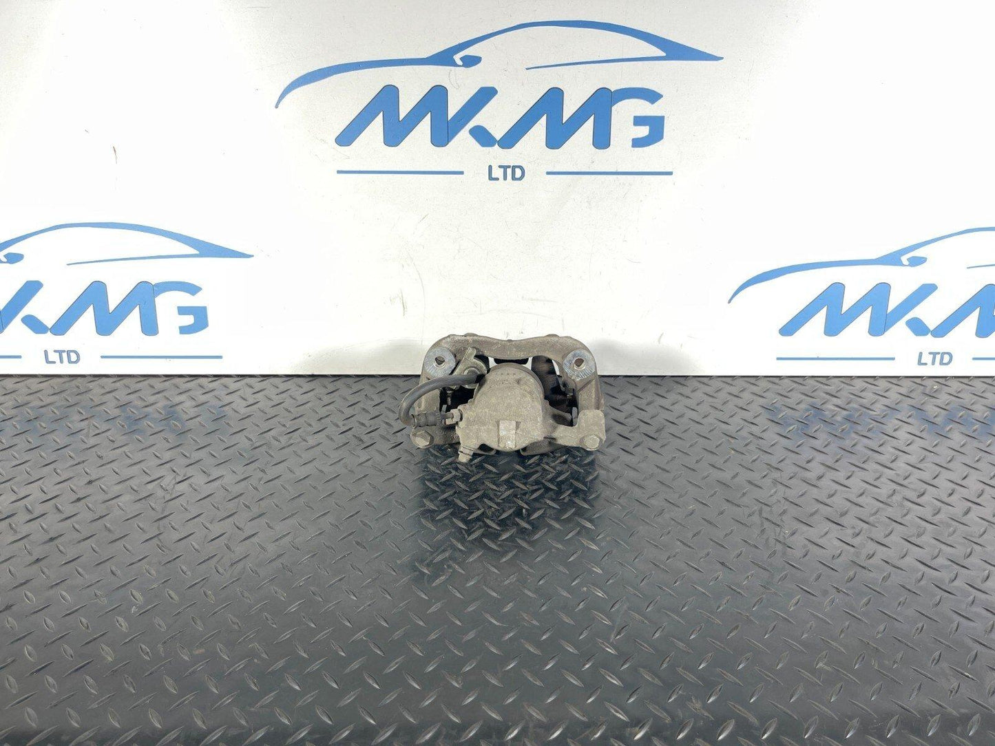 BMW 2 Gran Coupe F44 Front Right Brake Caliper 6798946