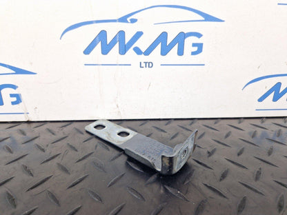 16-19 AUDI A4 B9 GENUINE FRONT DRIVER SIDE WING FENDER MOUNT BRACKET 8W0821434B