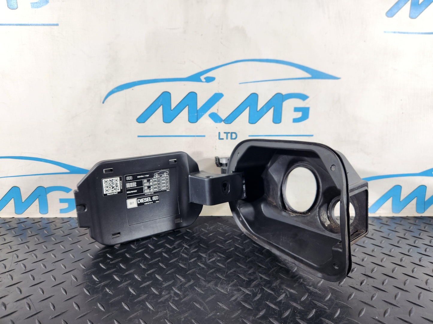 2019 Mercedes-Benz B200d B-Class W247 SUV Fuel Filler Cap a2476304302