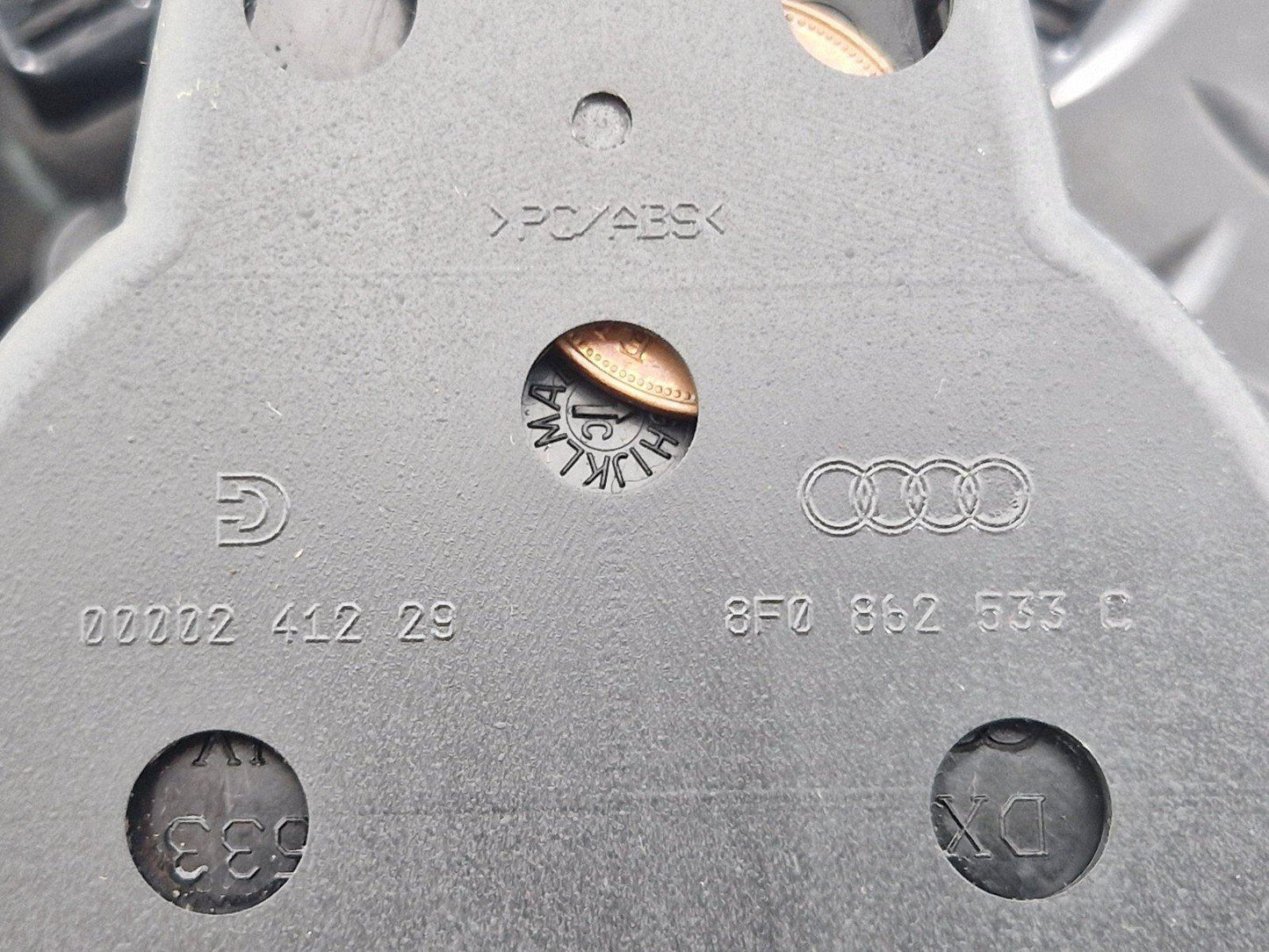 12-17 AUDI S5 CONVERTIBLE CENTER CONSOLE CUP HOLDER 8F0862533C