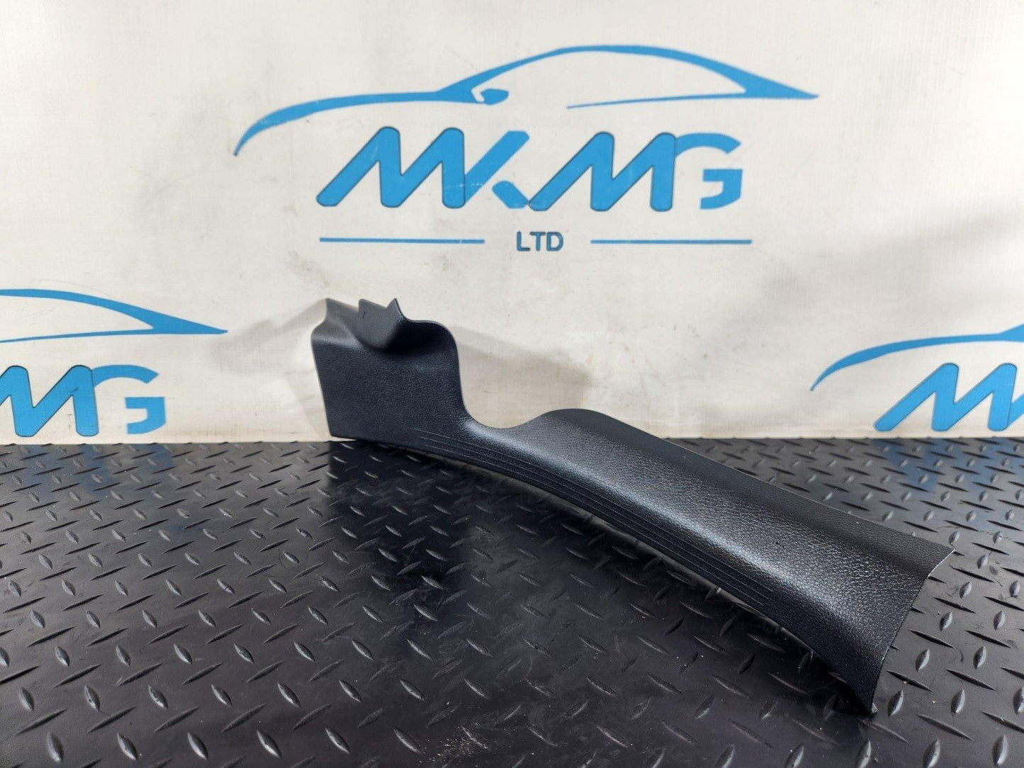 16-22 MERCEDES BENZ X253 REAR RIGHT SIDE INNER C PILLAR COVER TRIM A2536860200