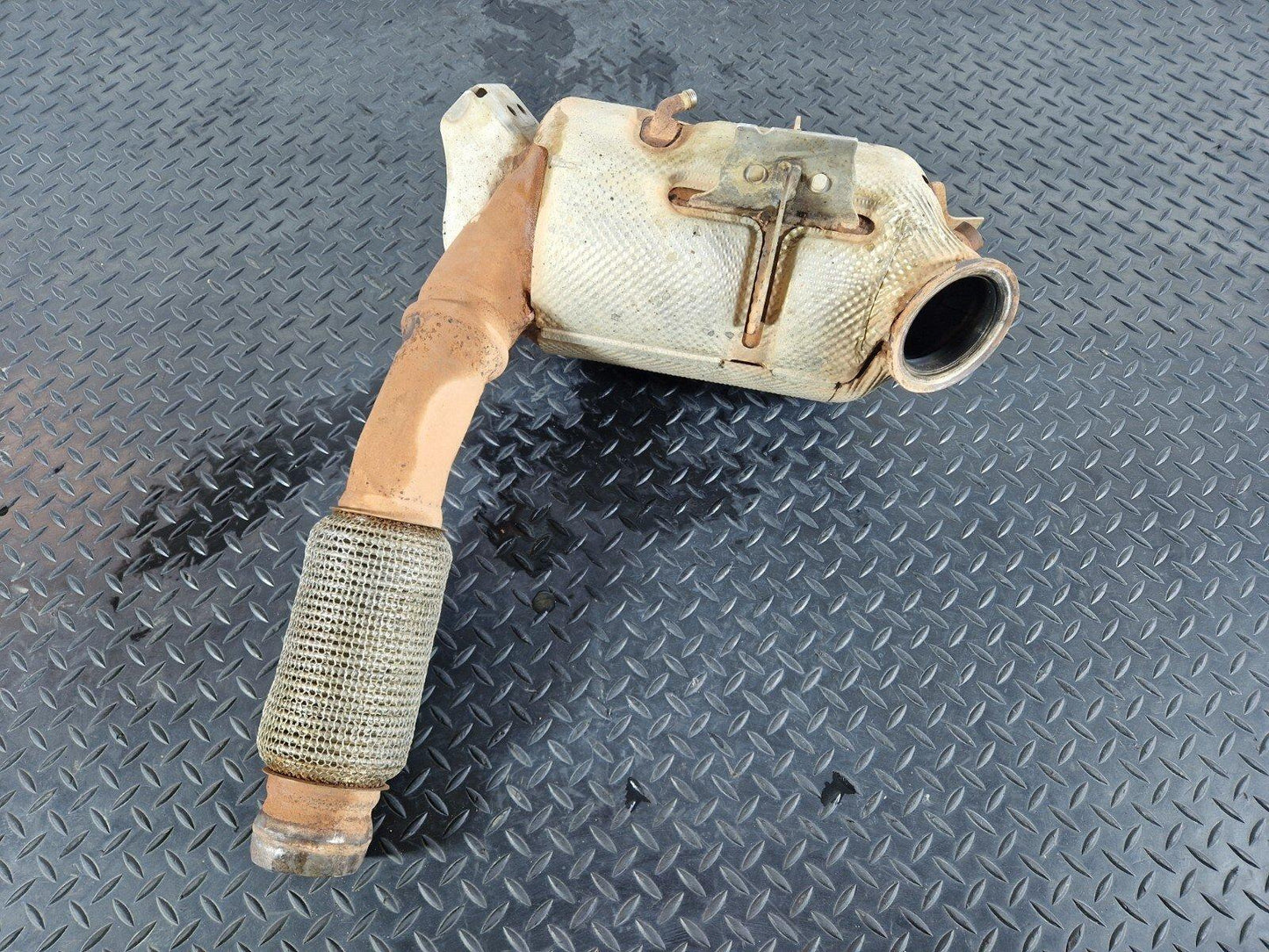18-ON MERCEDES SPRINTER W910 2.1 CDO OM651.958 CATALYTIC CONVERTER A9104901300