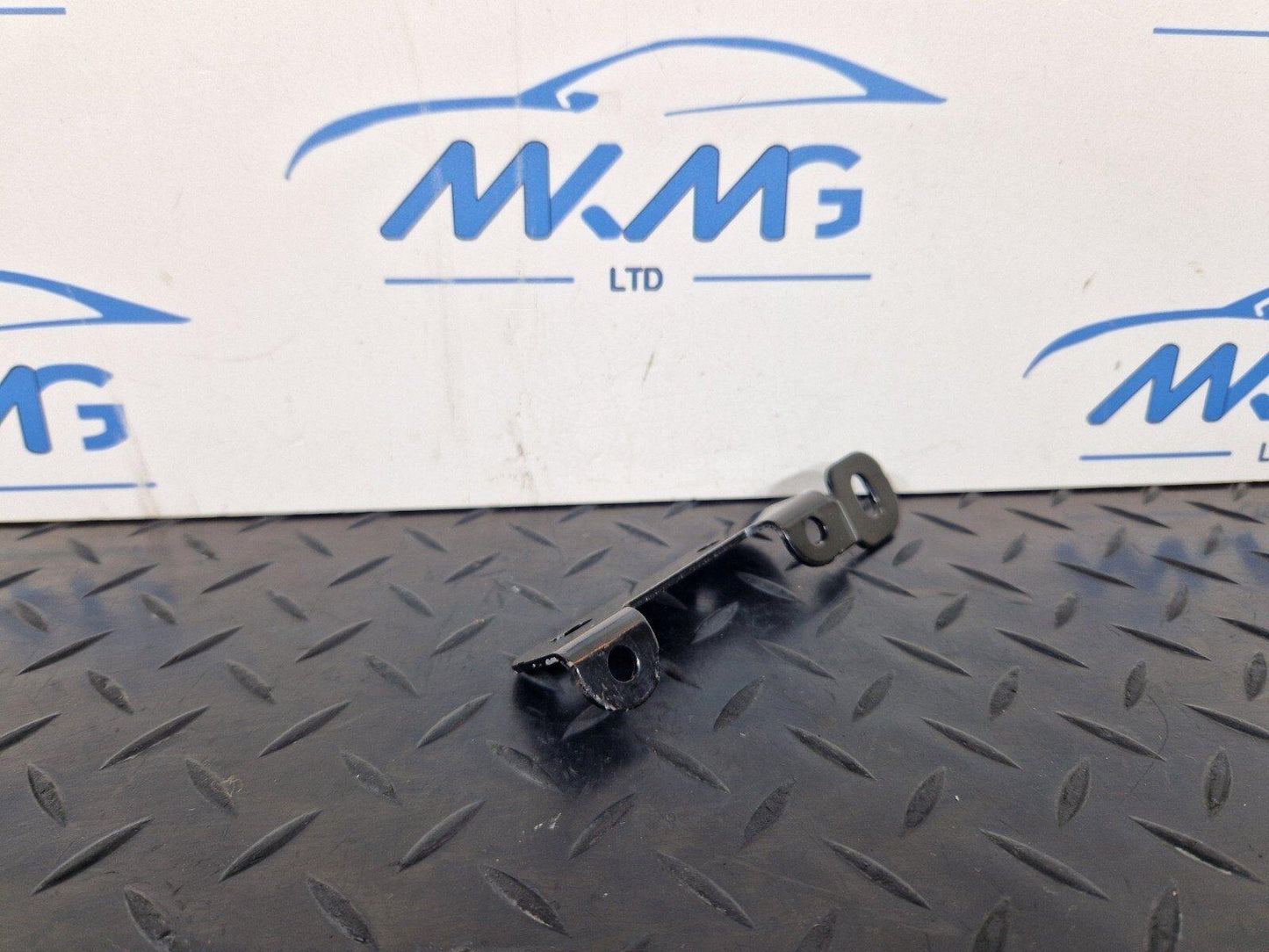 16-24 AUDI A5 F5 COUPE OEM REDUCTION AGENT BRACKET 8W0131561A