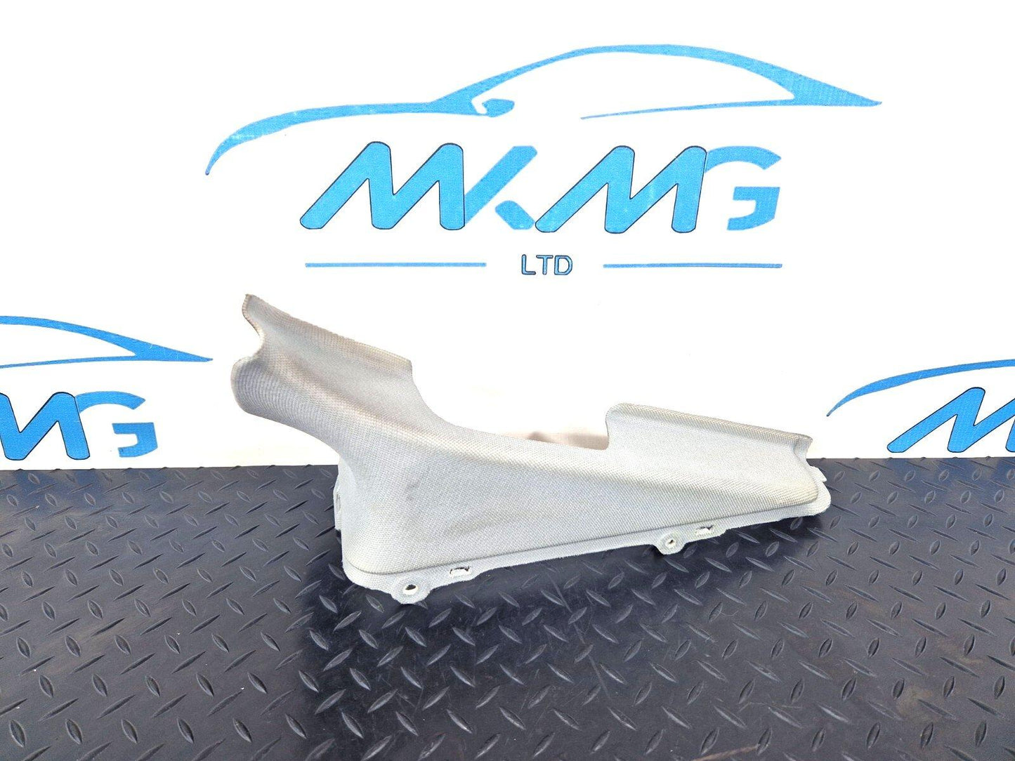 15-18 AUDI A7 4G OEM GENUINE RIGHT SIDE PILLAR TRIM 4G8867246